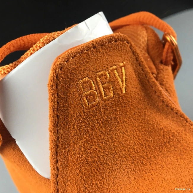 AA2494-801 Jordan  Campfire 18 Retro Orange 0420